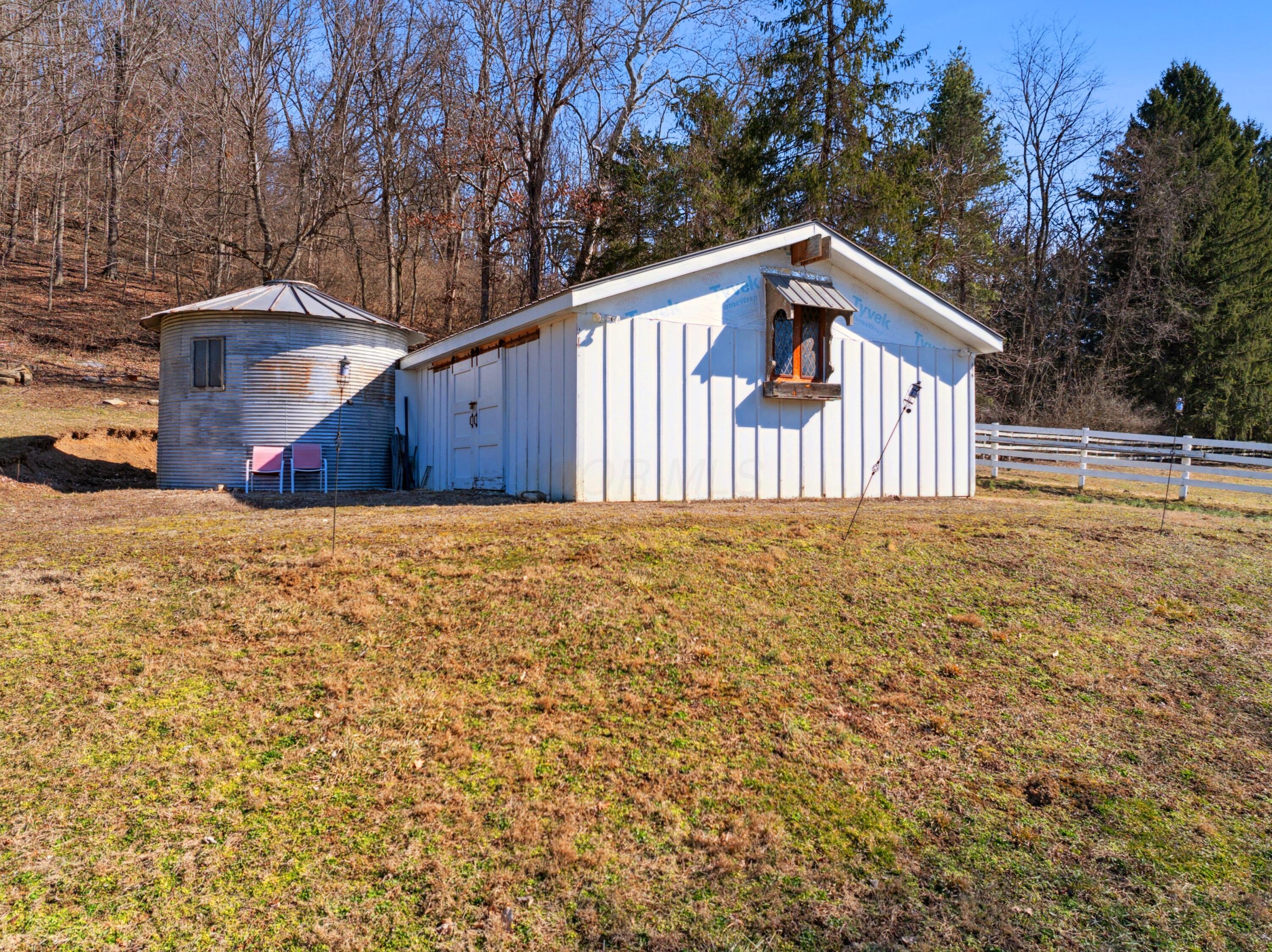 2442 Raccoon Valley Road, Granville, Ohio image 9