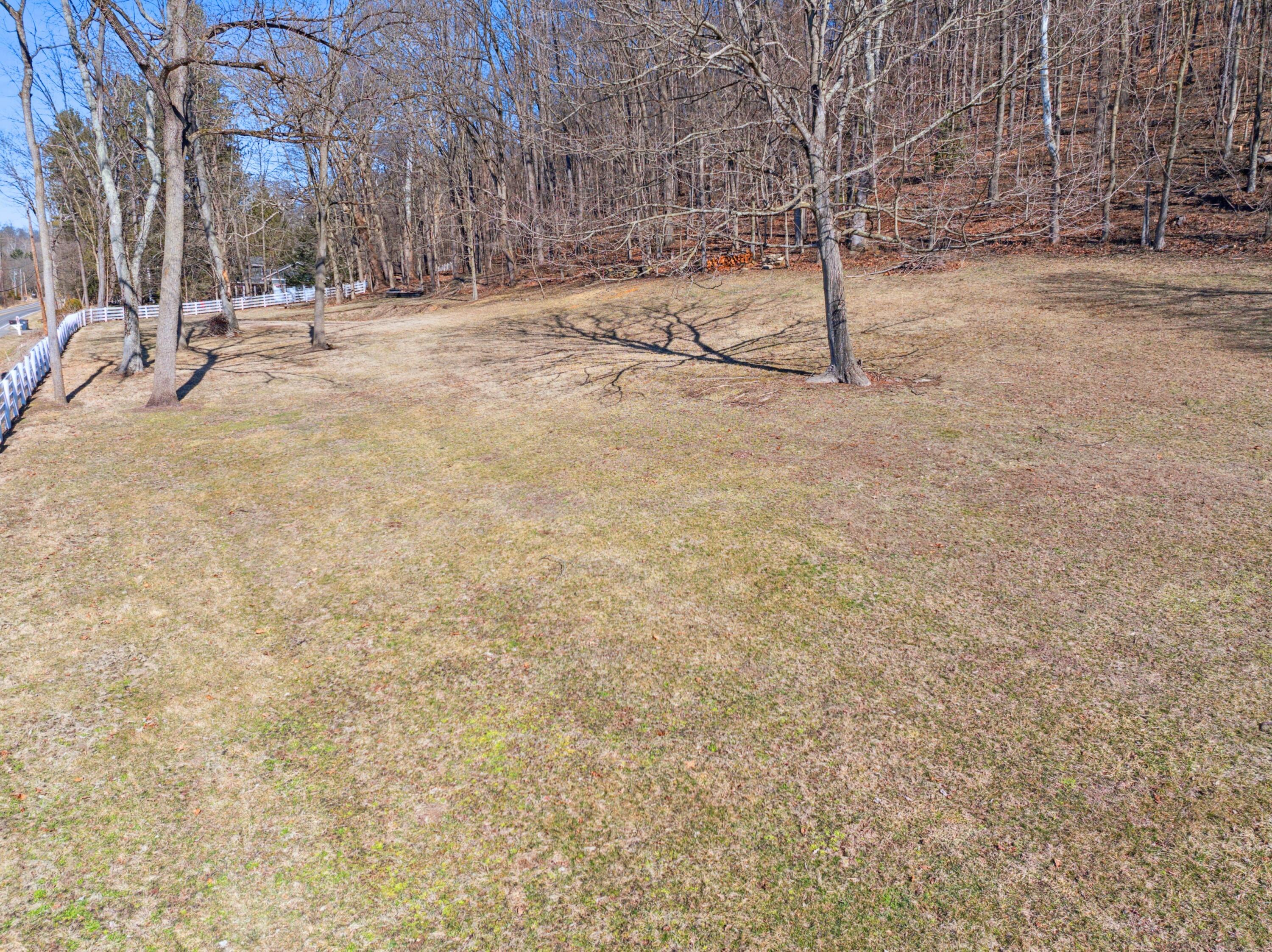 2442 Raccoon Valley Road, Granville, Ohio image 12