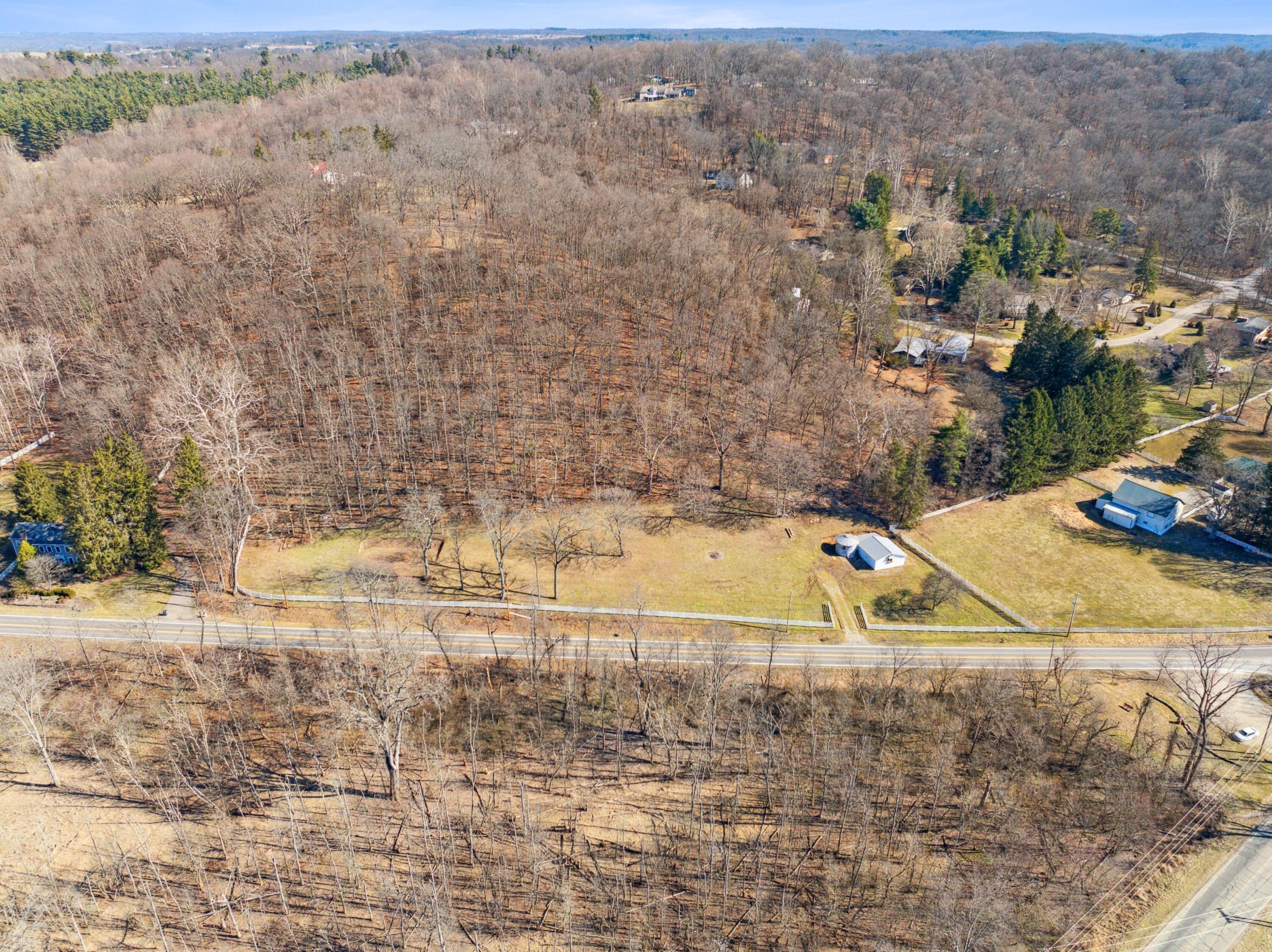 2442 Raccoon Valley Road, Granville, Ohio image 11