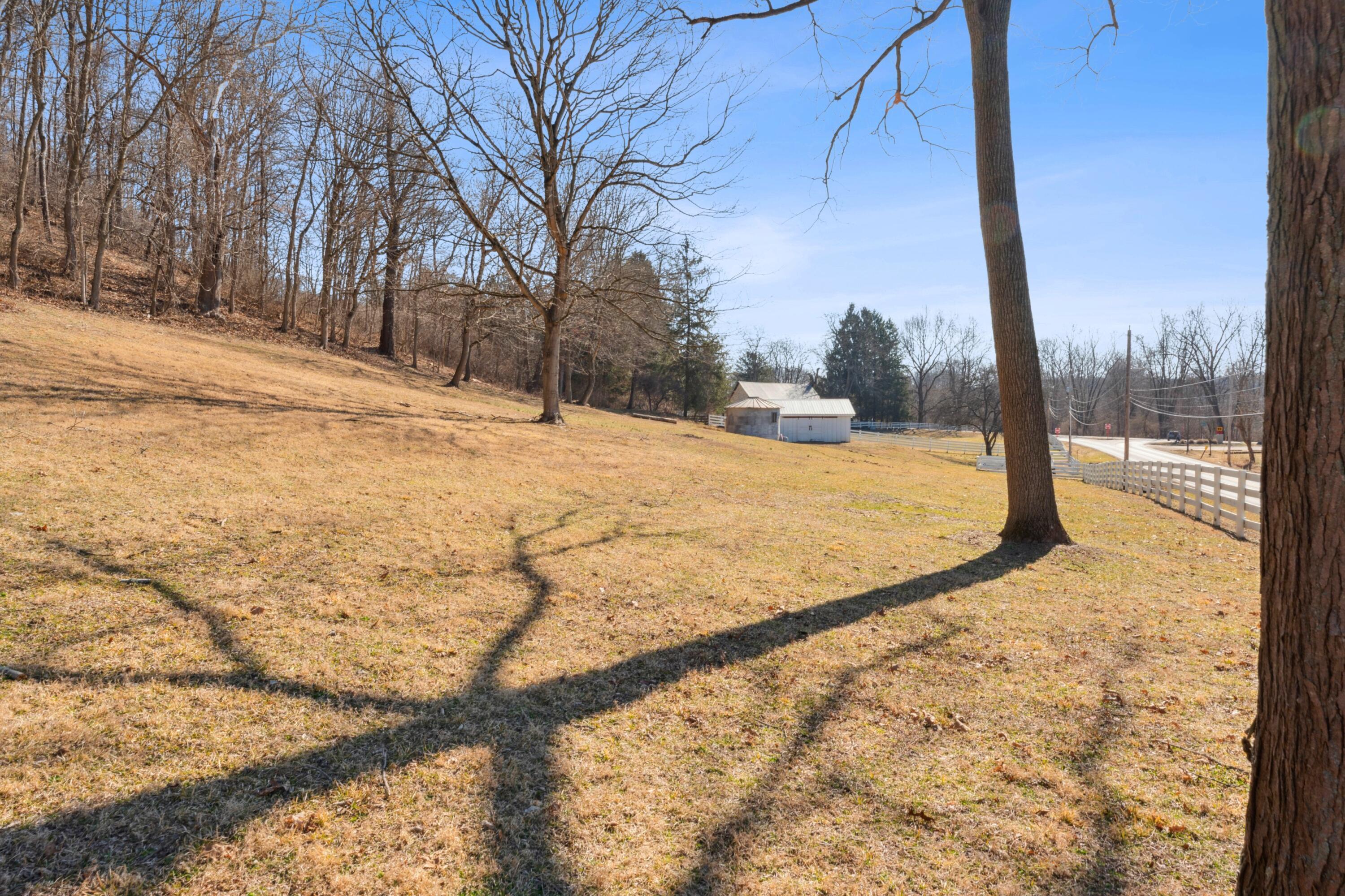 2442 Raccoon Valley Road, Granville, Ohio image 15
