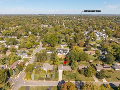 Tiny photo for 2162 Oakmount Road, Columbus, OH 43221 (MLS # 225039363)