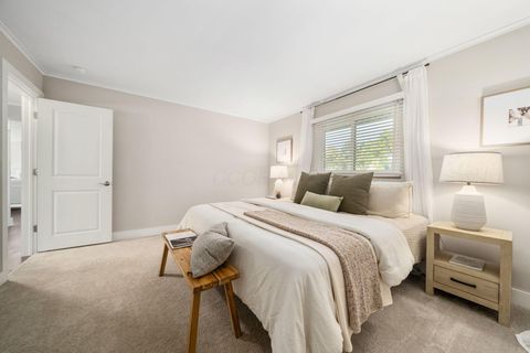 Tiny photo for 2162 Oakmount Road, Columbus, OH 43221 (MLS # 225039363)