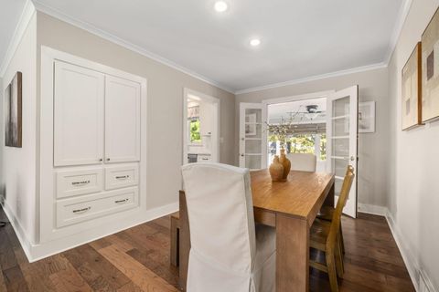 Tiny photo for 2162 Oakmount Road, Columbus, OH 43221 (MLS # 225039363)