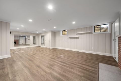 Tiny photo for 2162 Oakmount Road, Columbus, OH 43221 (MLS # 225039363)
