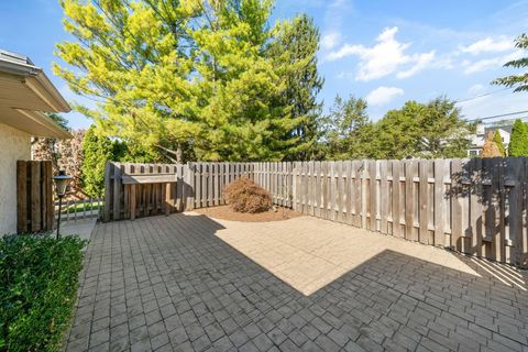 Tiny photo for 2162 Oakmount Road, Columbus, OH 43221 (MLS # 225039363)