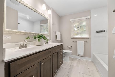 Tiny photo for 2162 Oakmount Road, Columbus, OH 43221 (MLS # 225039363)