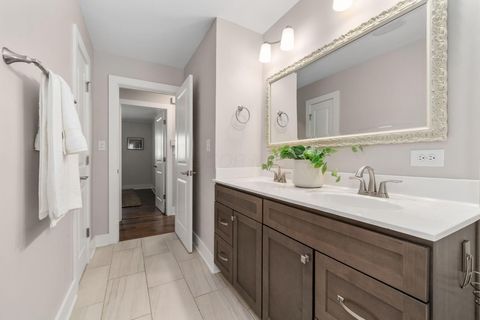 Tiny photo for 2162 Oakmount Road, Columbus, OH 43221 (MLS # 225039363)