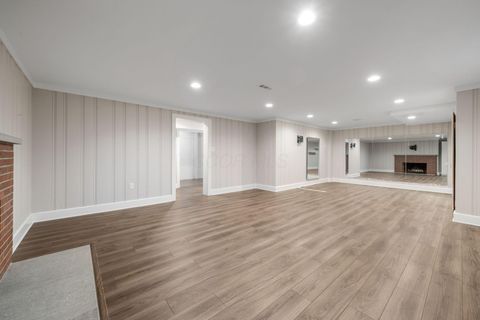 Tiny photo for 2162 Oakmount Road, Columbus, OH 43221 (MLS # 225039363)