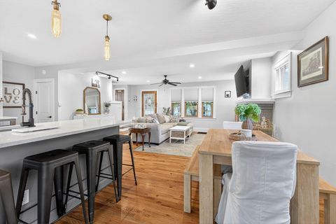 Tiny photo for 551 Melrose Avenue, Columbus, OH 43202 (MLS # 226018133)