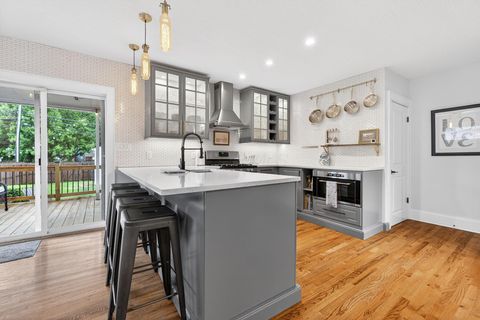 Tiny photo for 551 Melrose Avenue, Columbus, OH 43202 (MLS # 226018133)