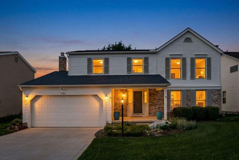 Photo of 5584 Sandbrook Lane, Hilliard, OH 43026 (MLS # 226017582)