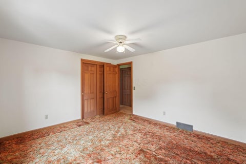 Tiny photo for 898 Plum Ridge, Columbus, OH 43213 (MLS # 226033978)