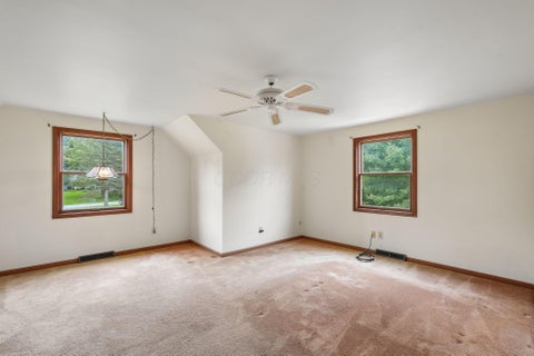 Tiny photo for 898 Plum Ridge, Columbus, OH 43213 (MLS # 226033978)