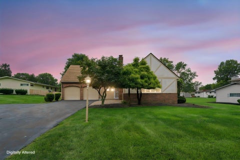 Tiny photo for 898 Plum Ridge, Columbus, OH 43213 (MLS # 226033978)
