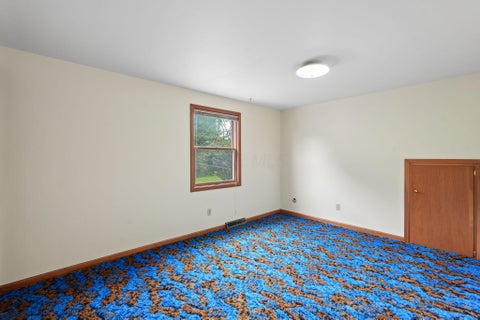 Tiny photo for 898 Plum Ridge, Columbus, OH 43213 (MLS # 226033978)