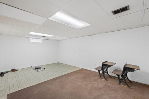 Tiny photo for 898 Plum Ridge, Columbus, OH 43213 (MLS # 226033978)
