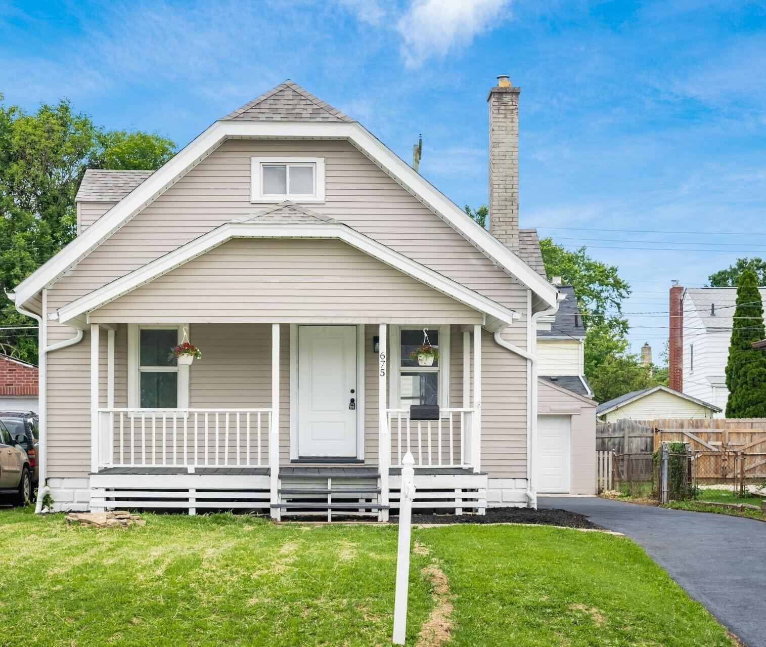 675 S Hague Avenue, Columbus, Ohio image 2