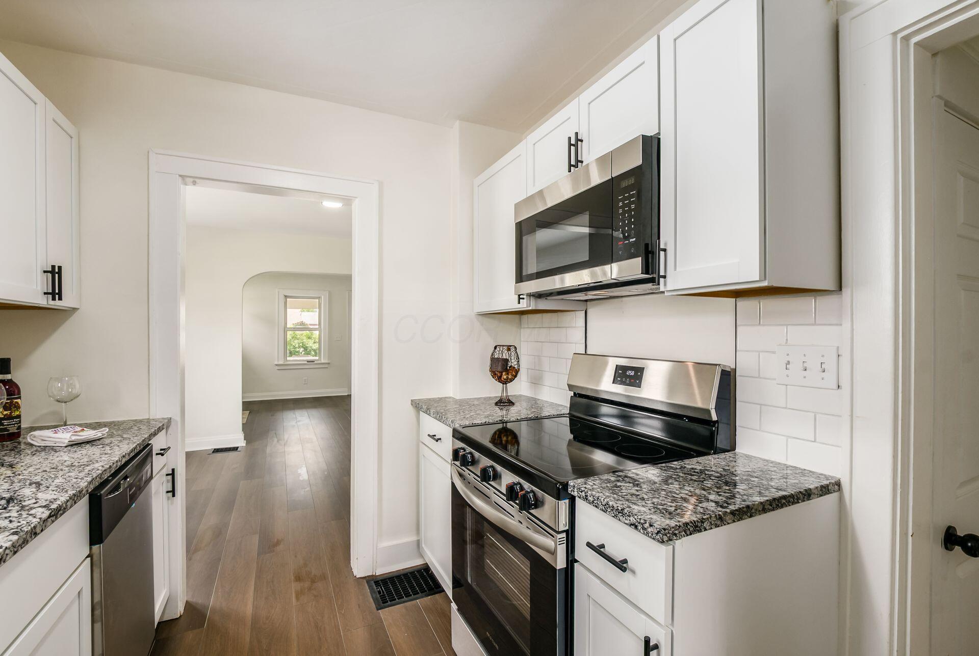 675 S Hague Avenue, Columbus, Ohio image 16