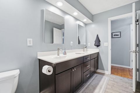 Tiny photo for 60 Savern Place, Columbus, OH 43230 (MLS # 226013028)