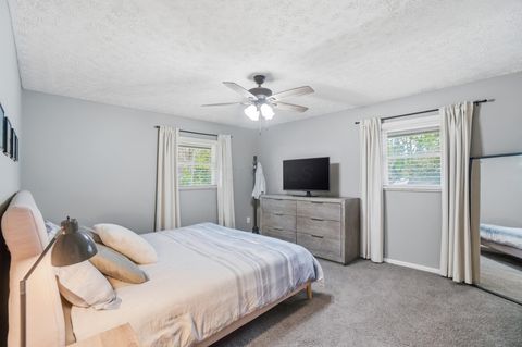Tiny photo for 60 Savern Place, Columbus, OH 43230 (MLS # 226013028)