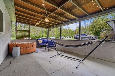 Tiny photo for 60 Savern Place, Columbus, OH 43230 (MLS # 226013028)