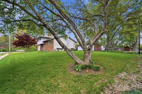 Tiny photo for 60 Savern Place, Columbus, OH 43230 (MLS # 226013028)