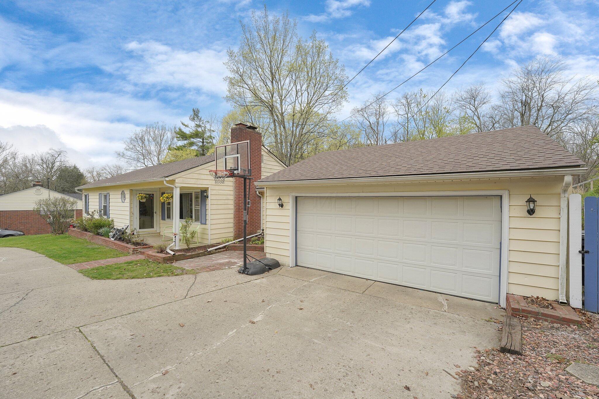 1337 N High Street, Lancaster, Ohio image 34