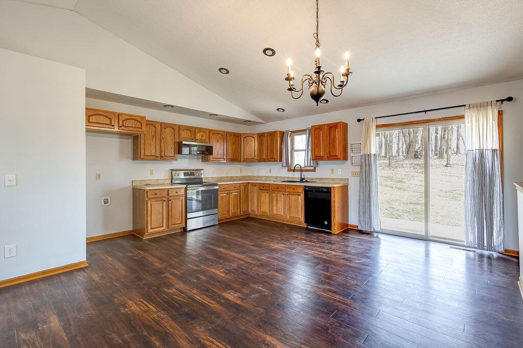 264 Westmoreland Drive, Howard, Ohio image 5