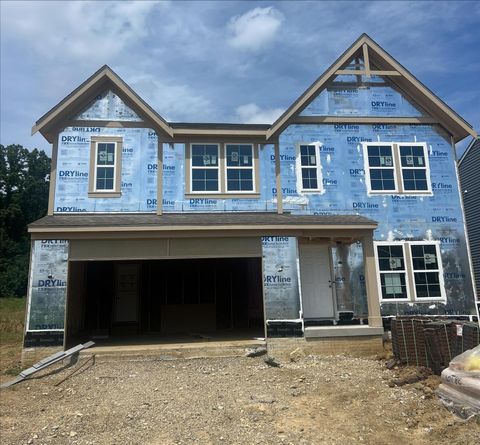 Photo of 362 Isaac Tharp Street, Pataskala, OH 43062 (MLS # 225017819)