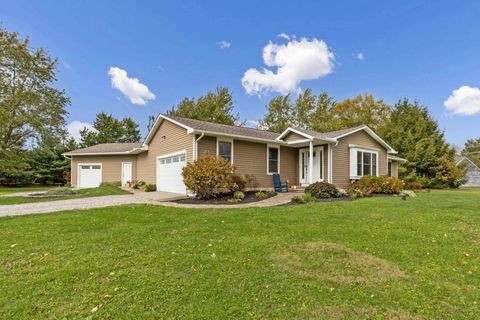 Photo of 10981 Johnstown Road, New Albany, OH 43054 (MLS # 225040653) Photo of 10981 Johnstown Road, New Albany, OH 43054 (MLS # 225040653)