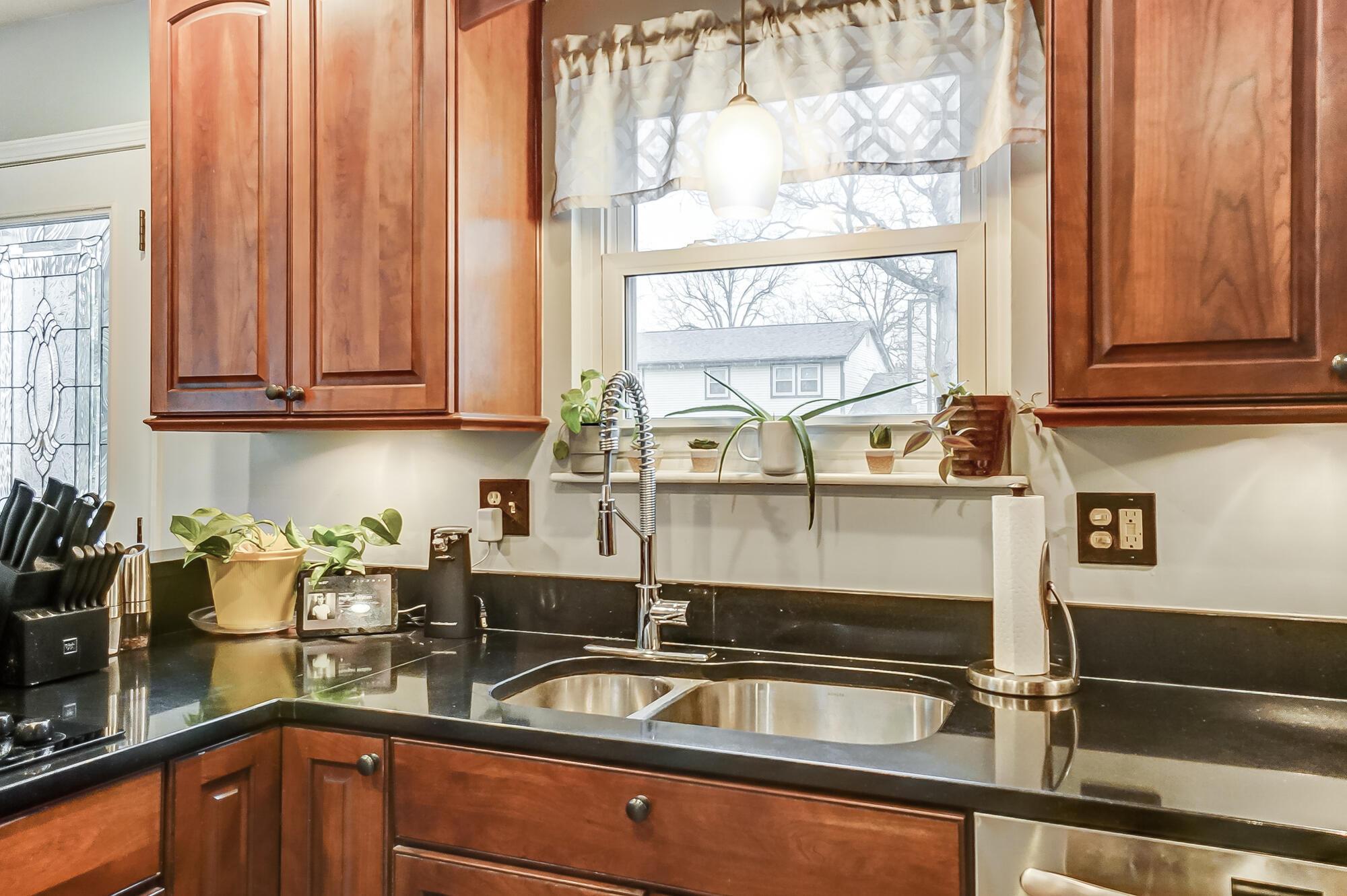2300 Hartsdale Drive, Powell, Ohio image 14