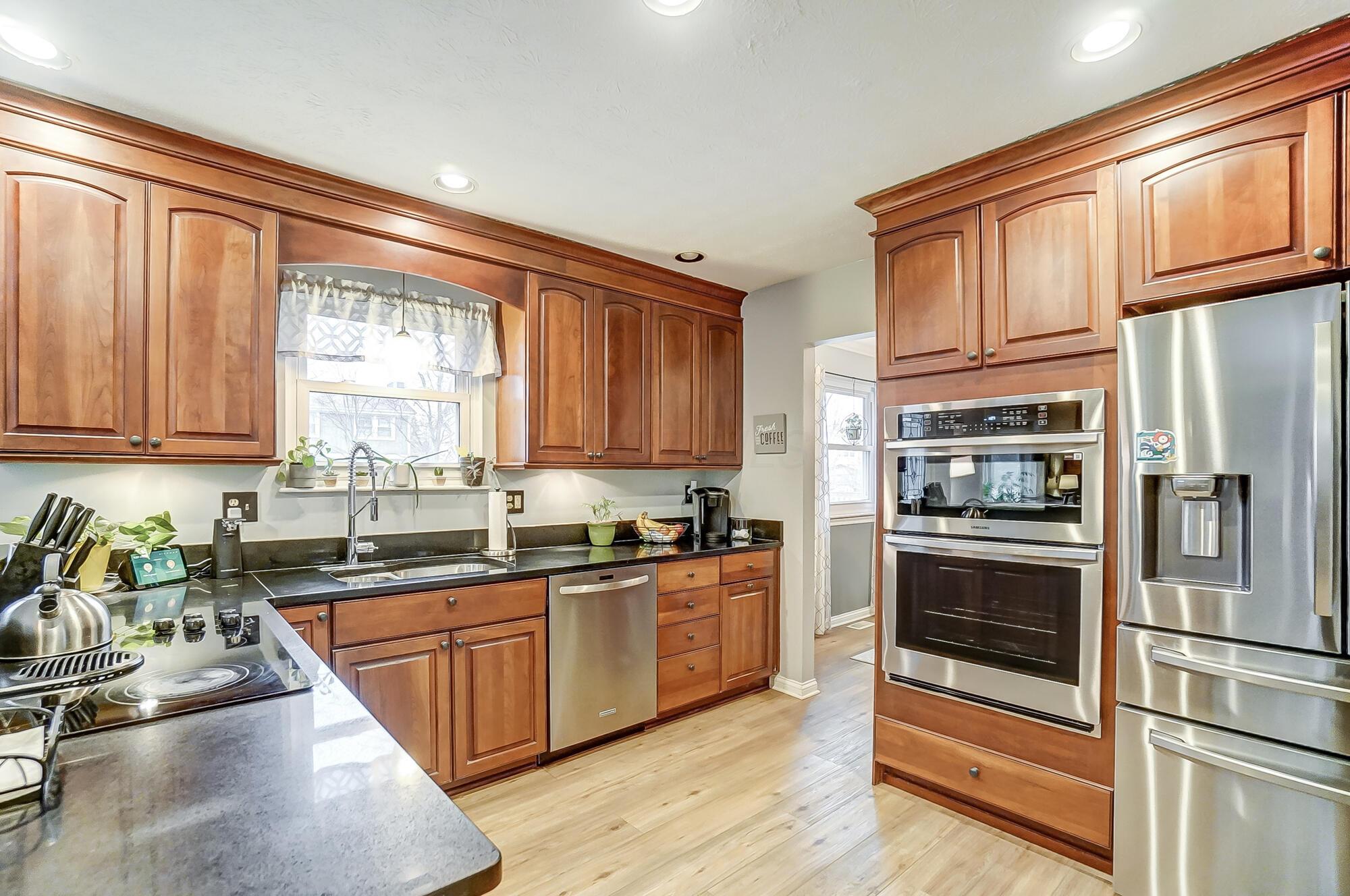 2300 Hartsdale Drive, Powell, Ohio image 15