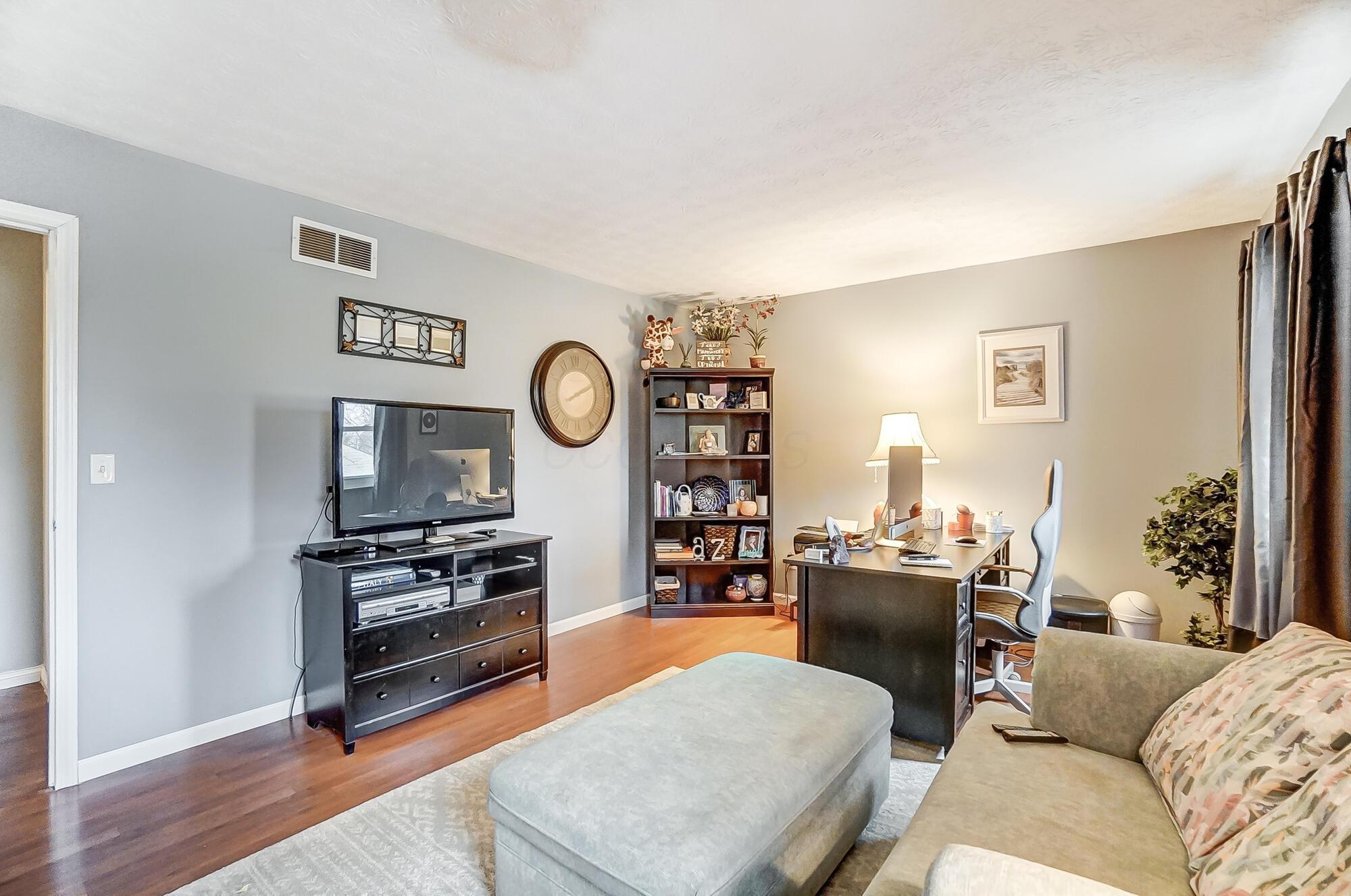 2300 Hartsdale Drive, Powell, Ohio image 34