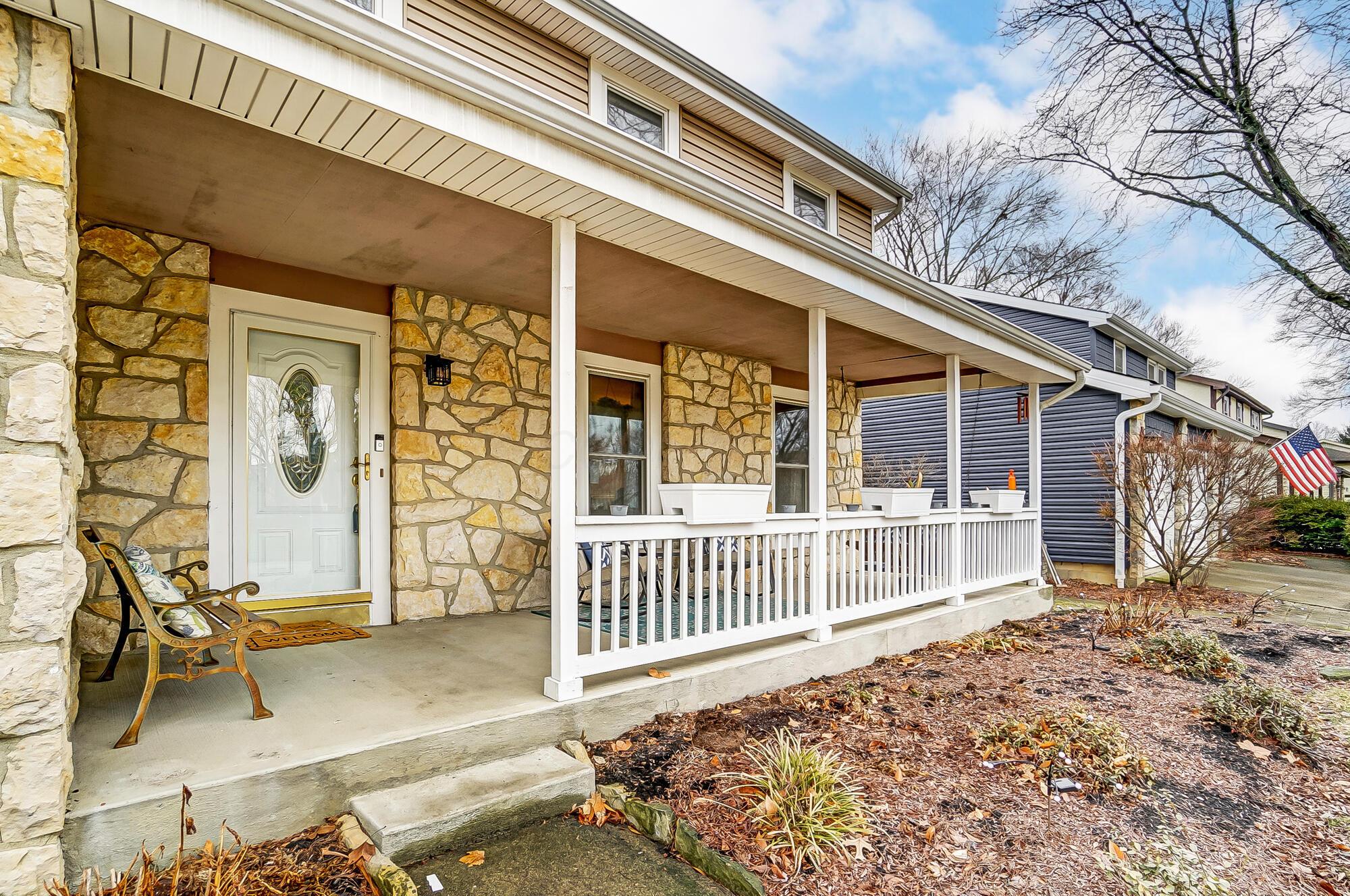 2300 Hartsdale Drive, Powell, Ohio image 4