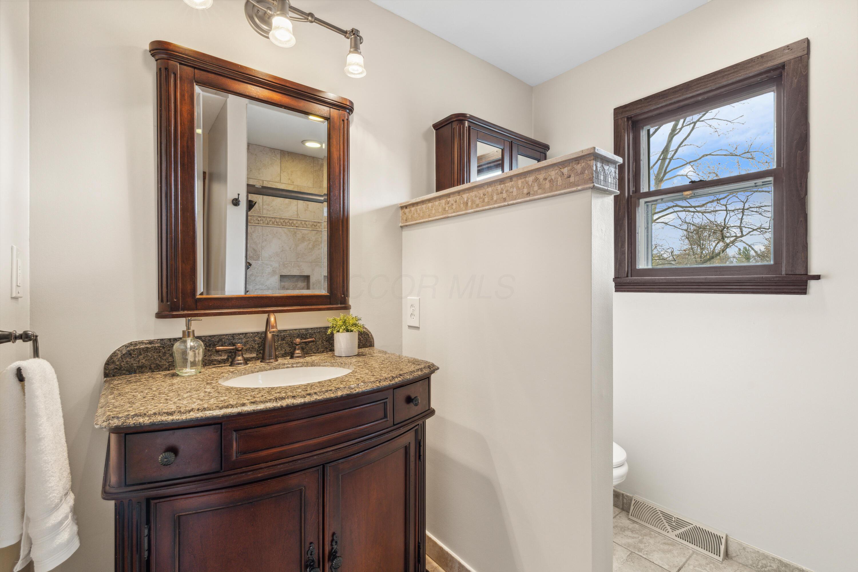 1541 Bridgeton Drive, Columbus, Ohio image 33