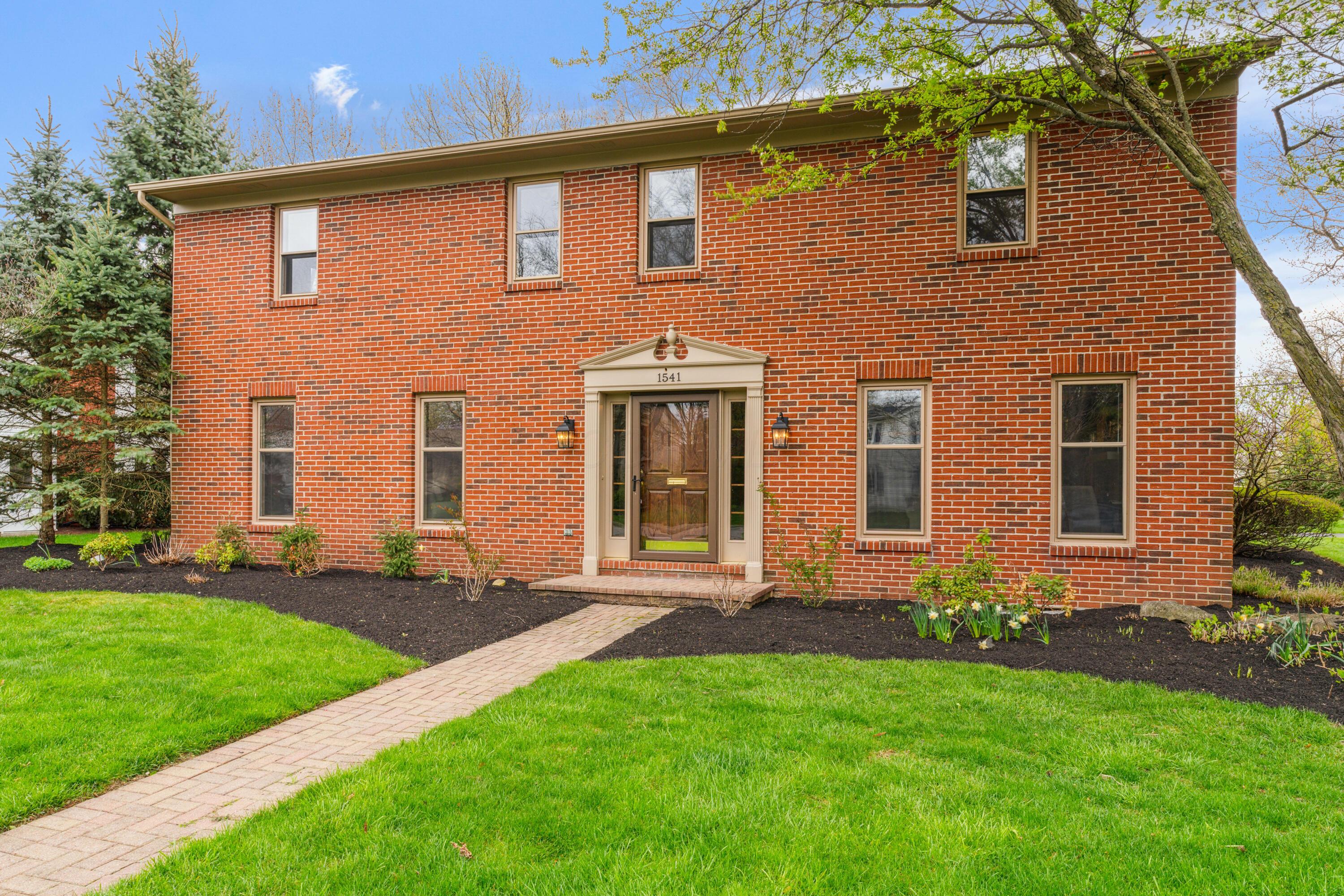 1541 Bridgeton Drive, Columbus, Ohio image 3