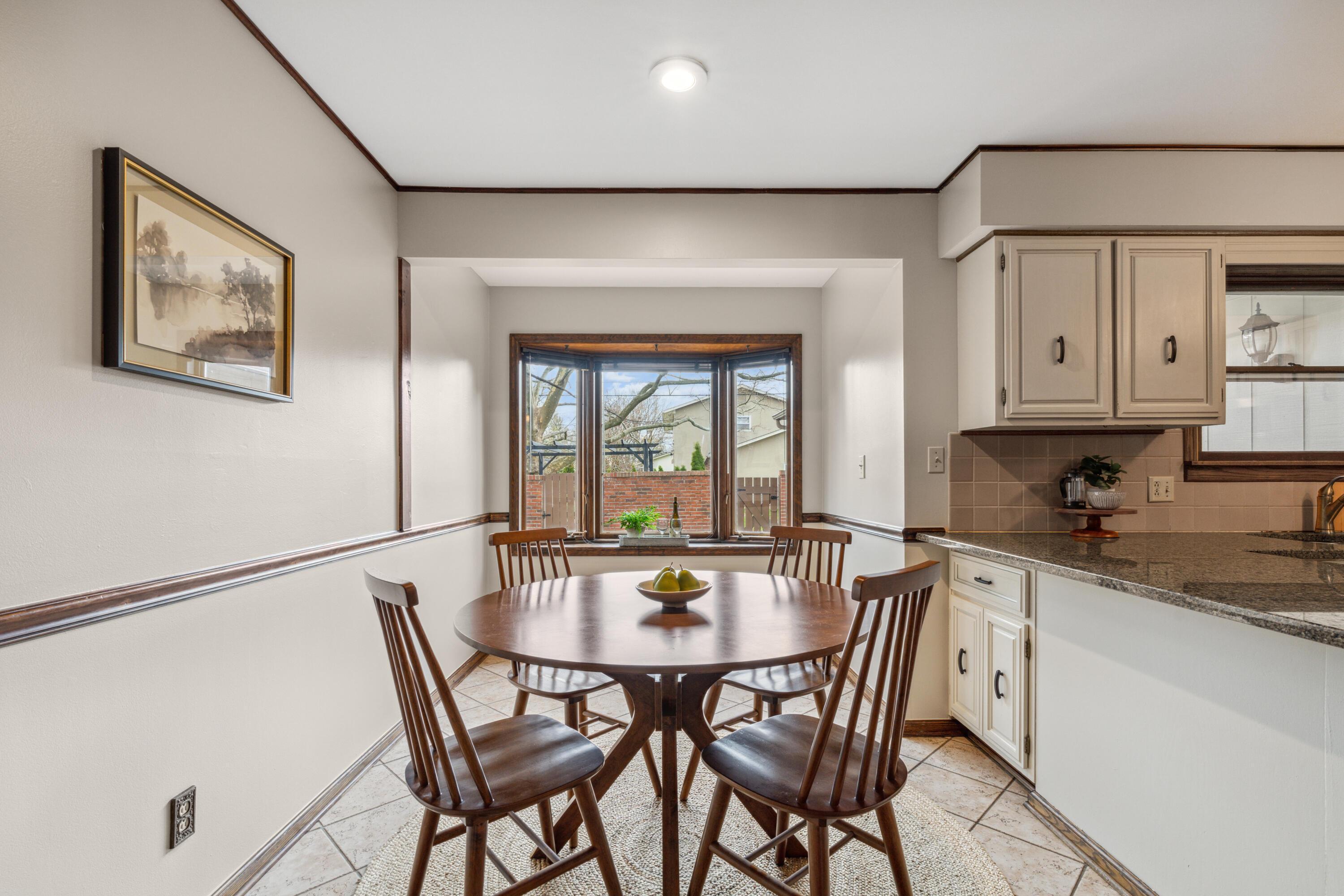 1541 Bridgeton Drive, Columbus, Ohio image 19