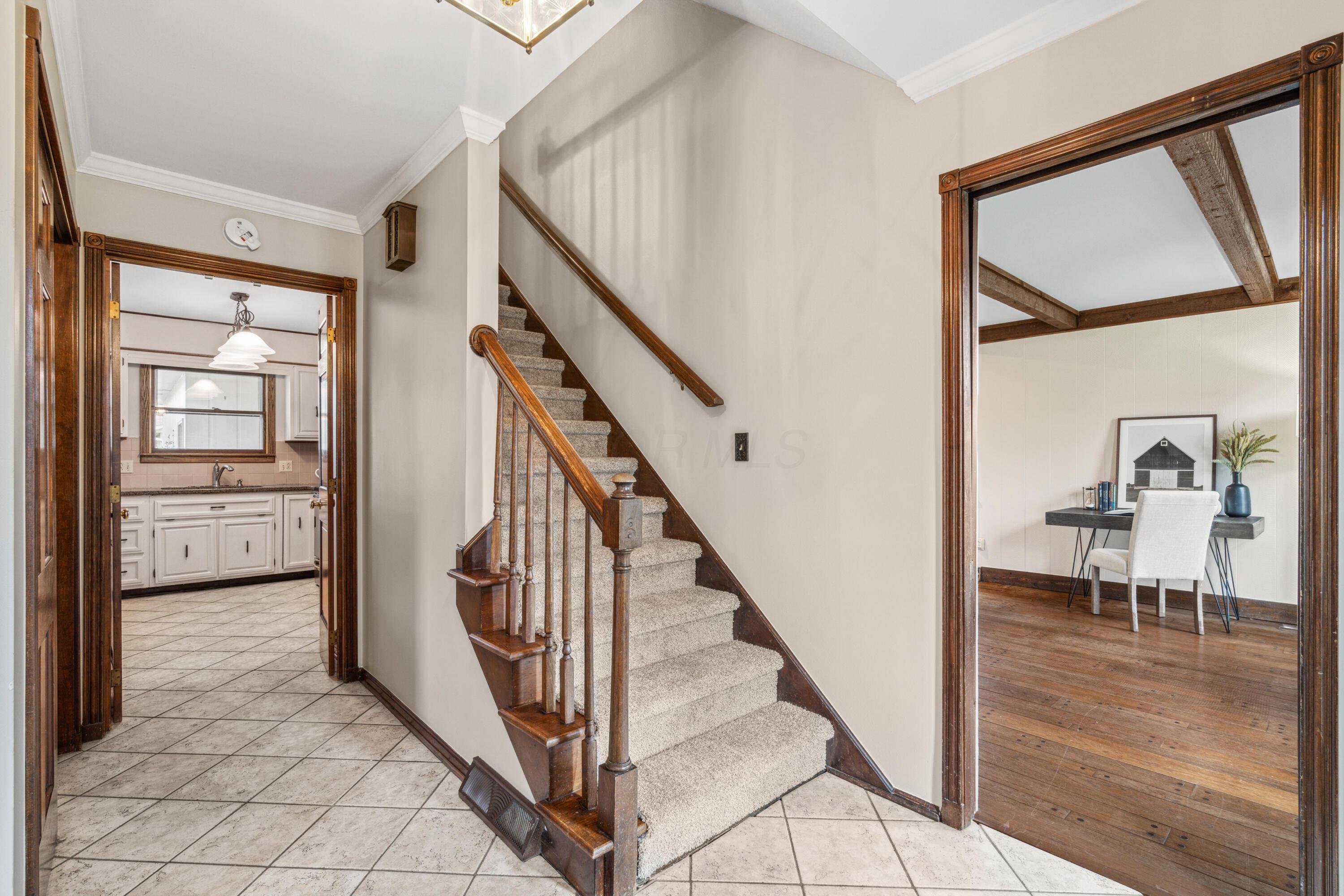 1541 Bridgeton Drive, Columbus, Ohio image 6