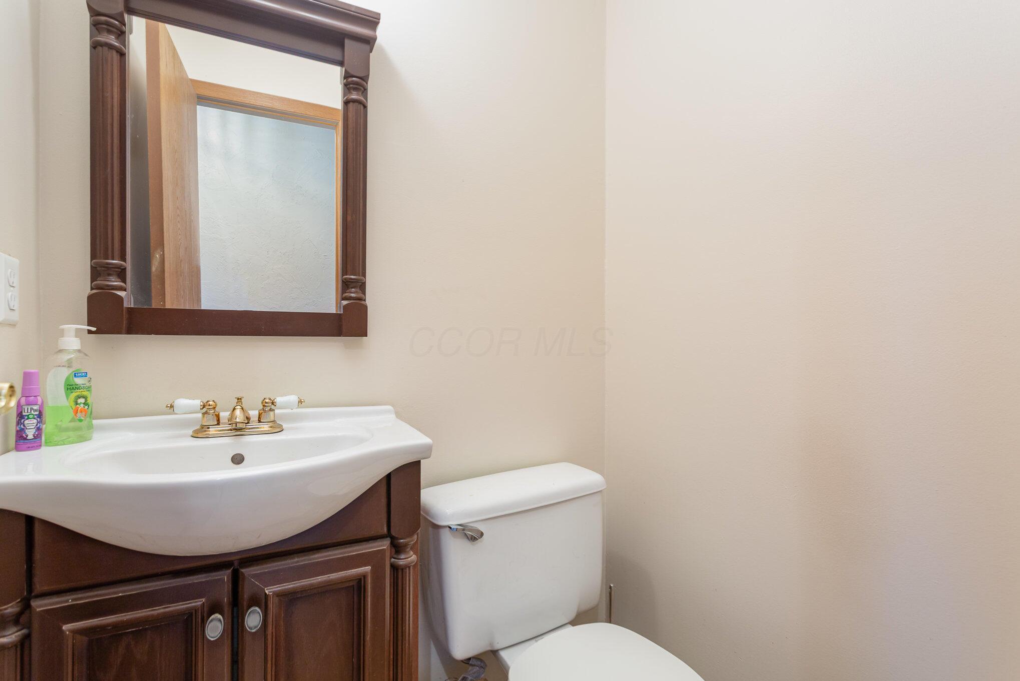 5151 Redlands Drive, Hilliard, Ohio image 17