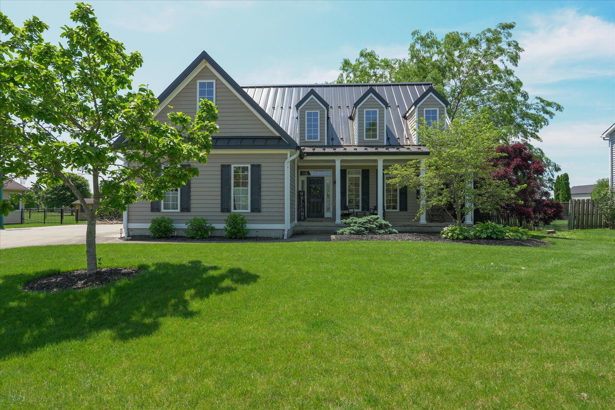 1035 Farmington Lane