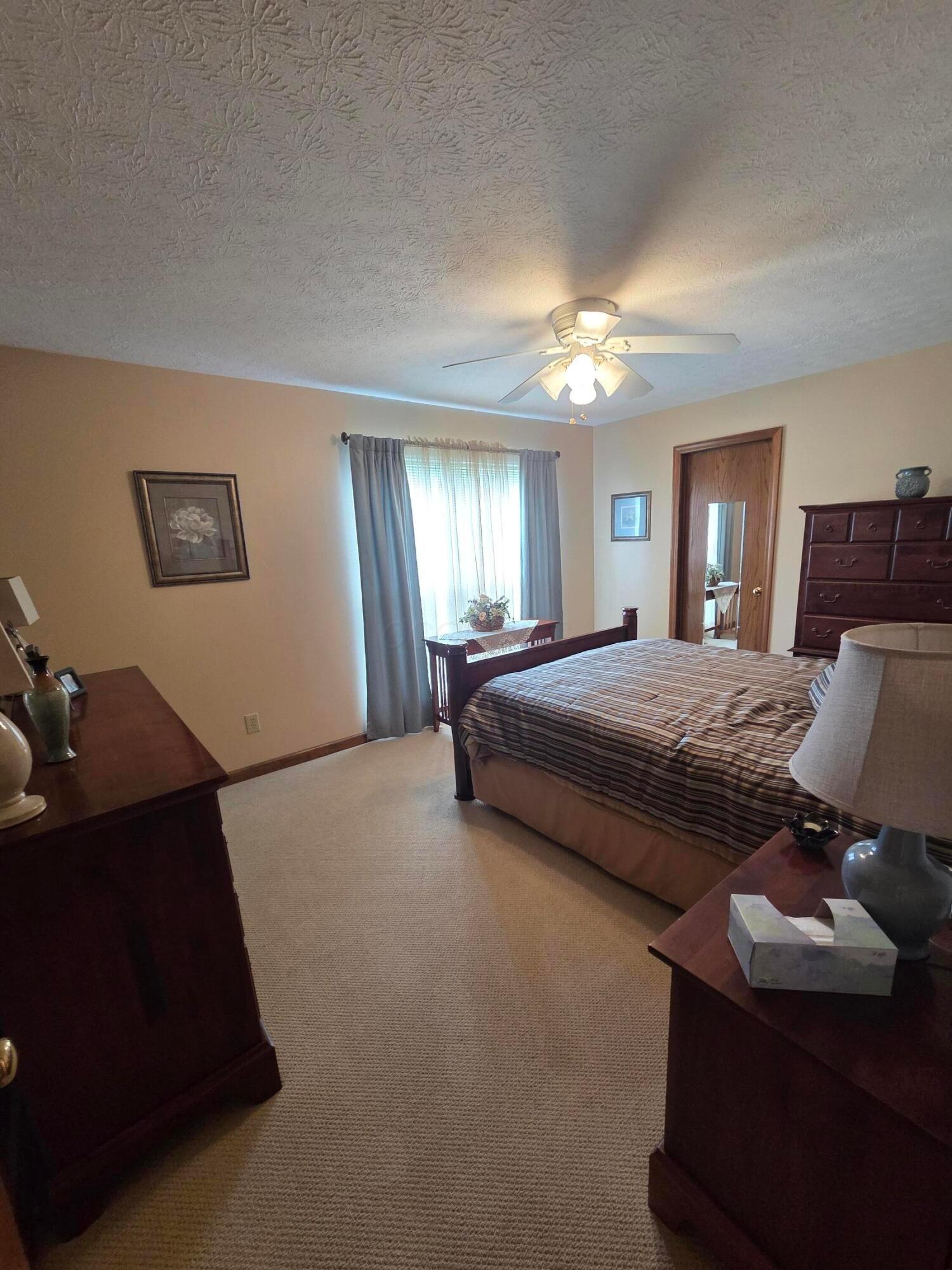 240 Jefferson Ridge Drive, Pataskala, Ohio image 14