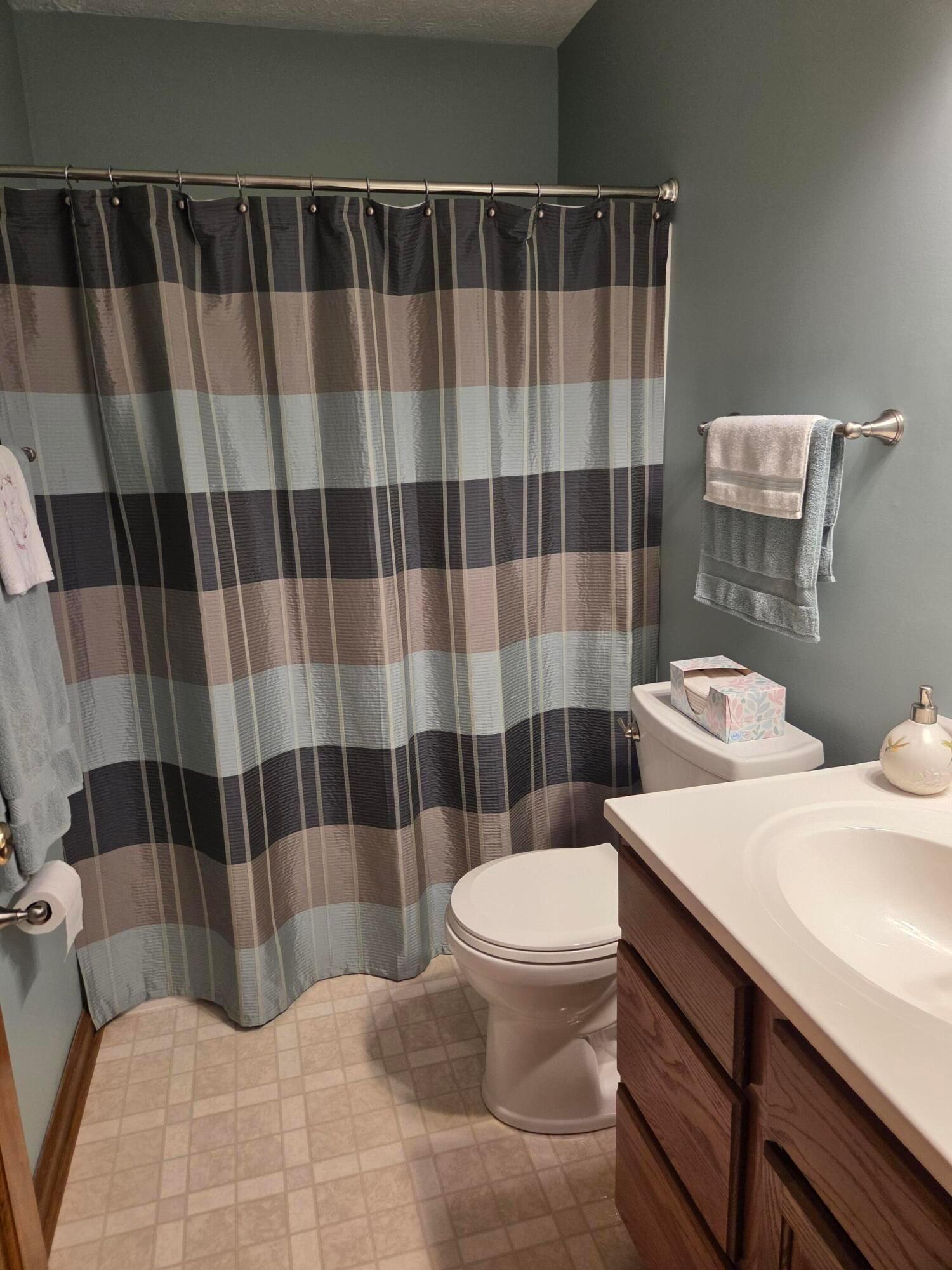 240 Jefferson Ridge Drive, Pataskala, Ohio image 15