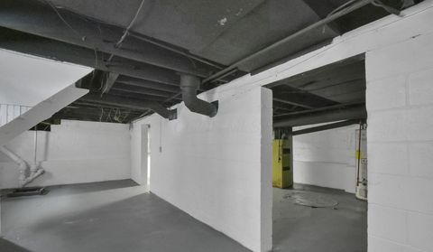 Tiny photo for 2316 Ontario Street, Columbus, OH 43211 (MLS # 225045104)