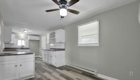 Tiny photo for 2316 Ontario Street, Columbus, OH 43211 (MLS # 225045104)