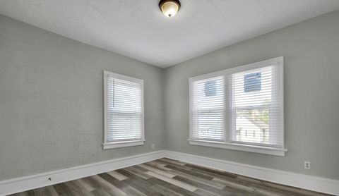 Tiny photo for 2316 Ontario Street, Columbus, OH 43211 (MLS # 225045104)