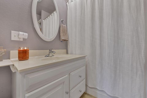 Tiny photo for 139 Fairfield Avenue, Newark, OH 43055 (MLS # 226039356)