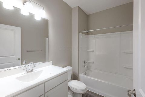 Tiny photo for 5656 Apothecary Way 2 #2, New Albany, OH 43054 (MLS # 225043786)