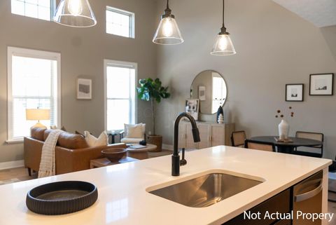 Tiny photo for 5656 Apothecary Way 2 #2, New Albany, OH 43054 (MLS # 225043786)