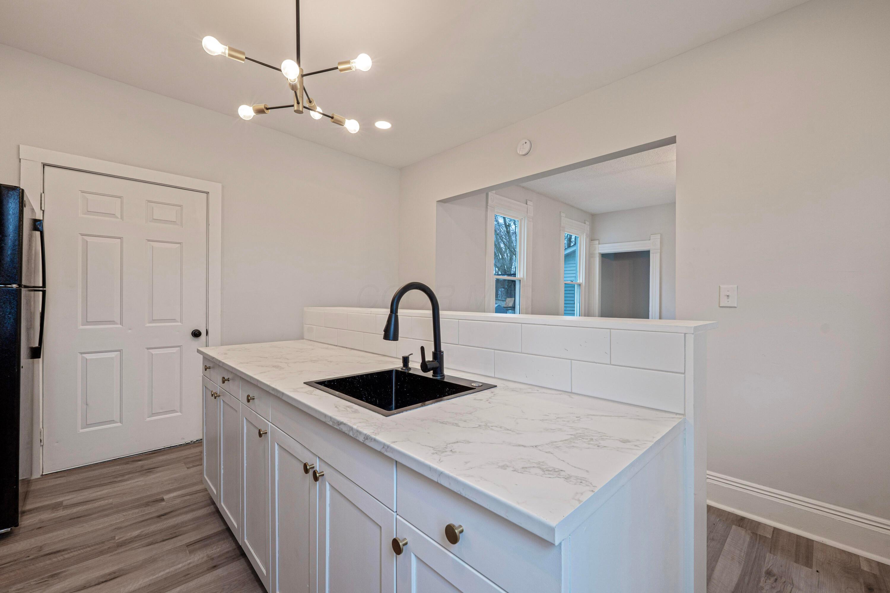 225 Wilson Street, Newark, Ohio image 13