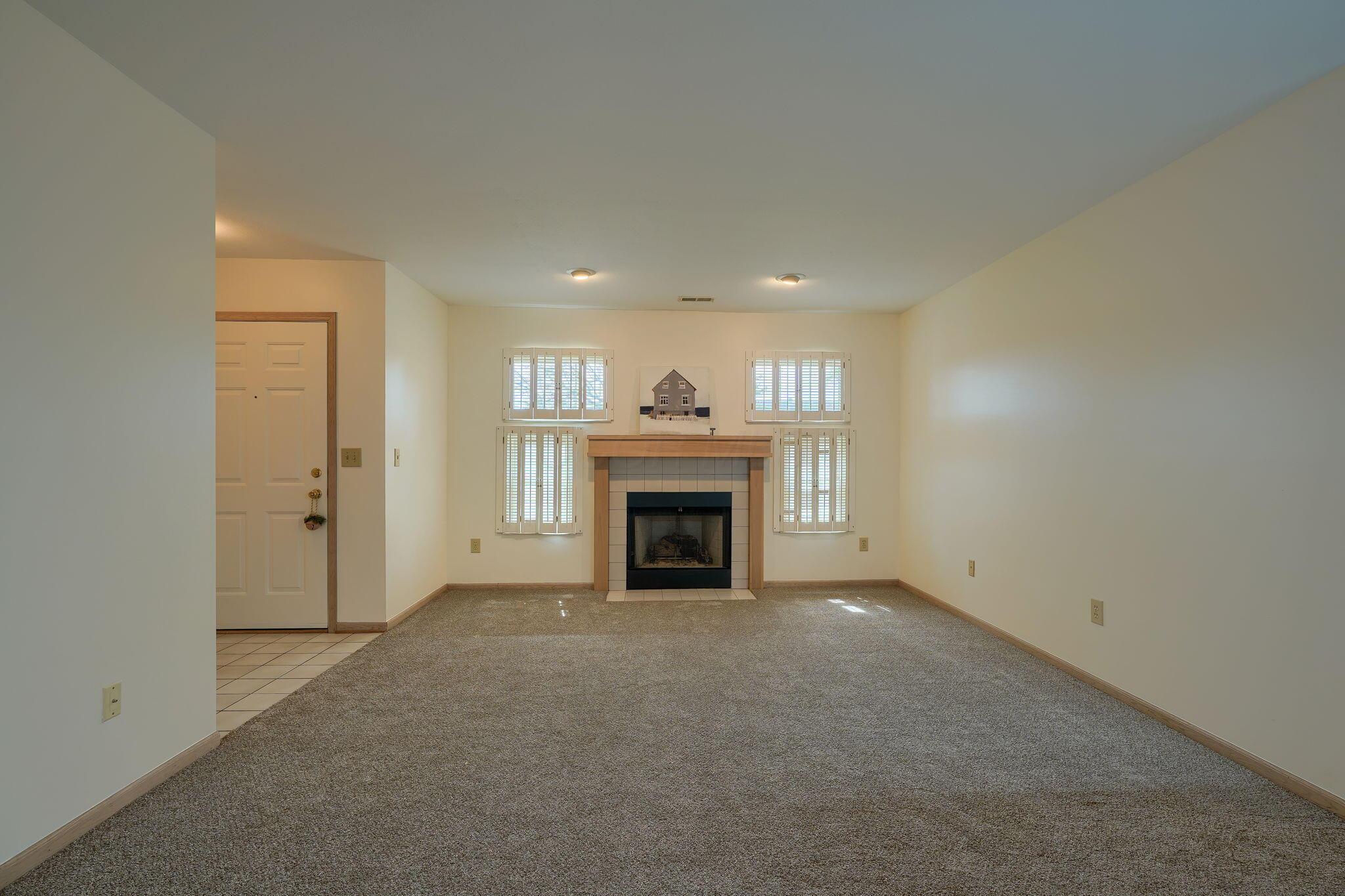2675 Rolling Oaks Boulevard, Hilliard, Ohio image 5